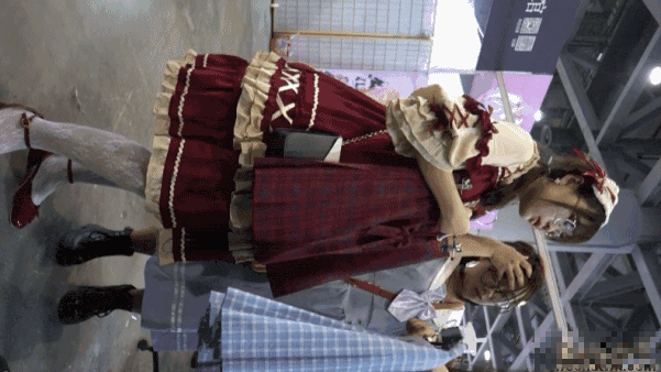 【YZWCD】YM166双马尾眼镜学妹买衣服！白丝网袜配白内！【340M】