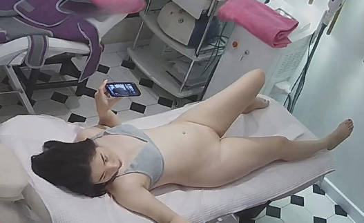 【超清摄像头】极品少妇SPA脱毛这身材毫无抵抗力【3.2G】